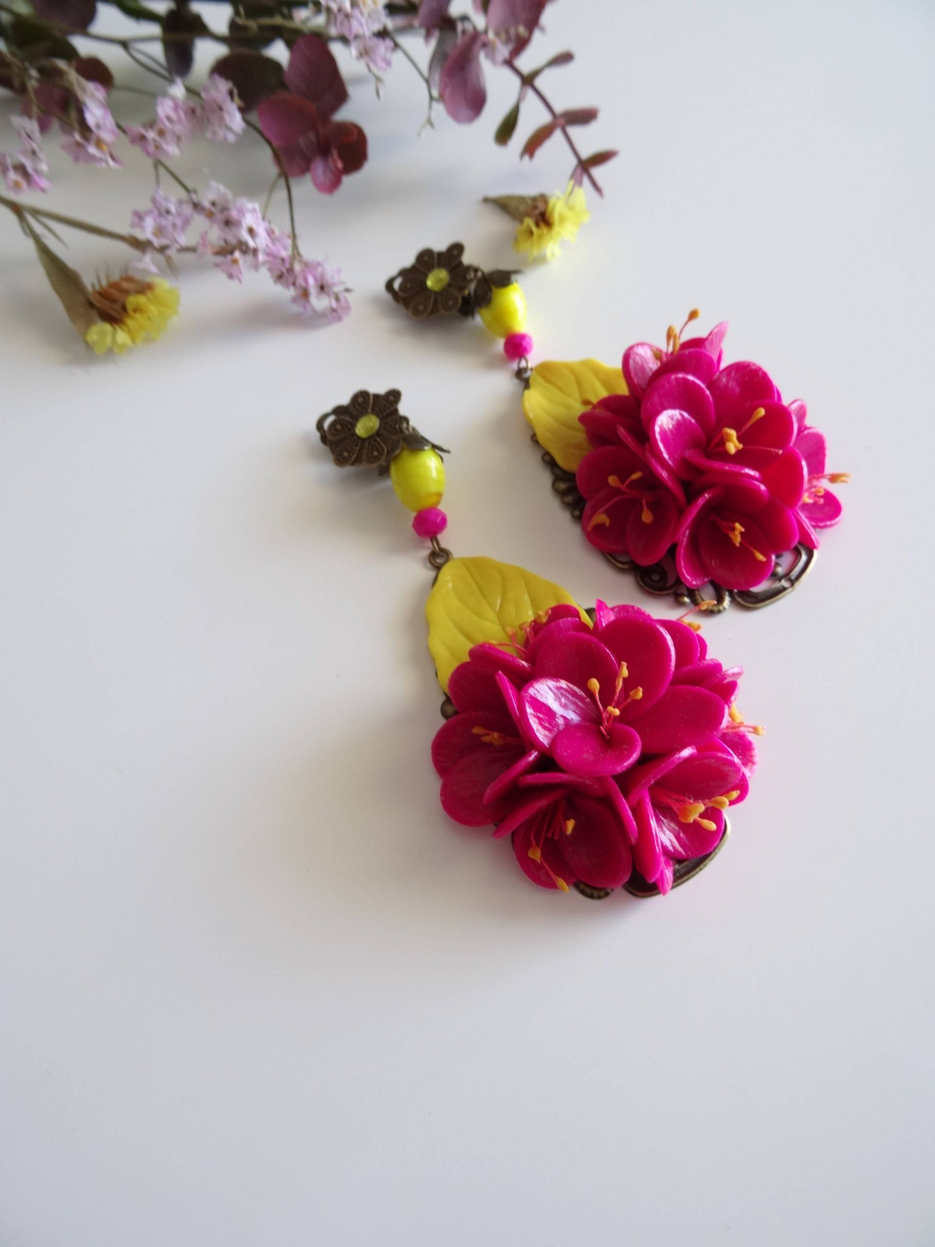 Große Bunte Blumen-Clip-Ohrringe, Blumenohrringe, Damenschmuck, Clip-Ohrringe Große Bunte Blumen-Clip-Ohrringe, Blumenohrringe, Damenschmuck, Clip-Ohrringe von Lauracreadelices