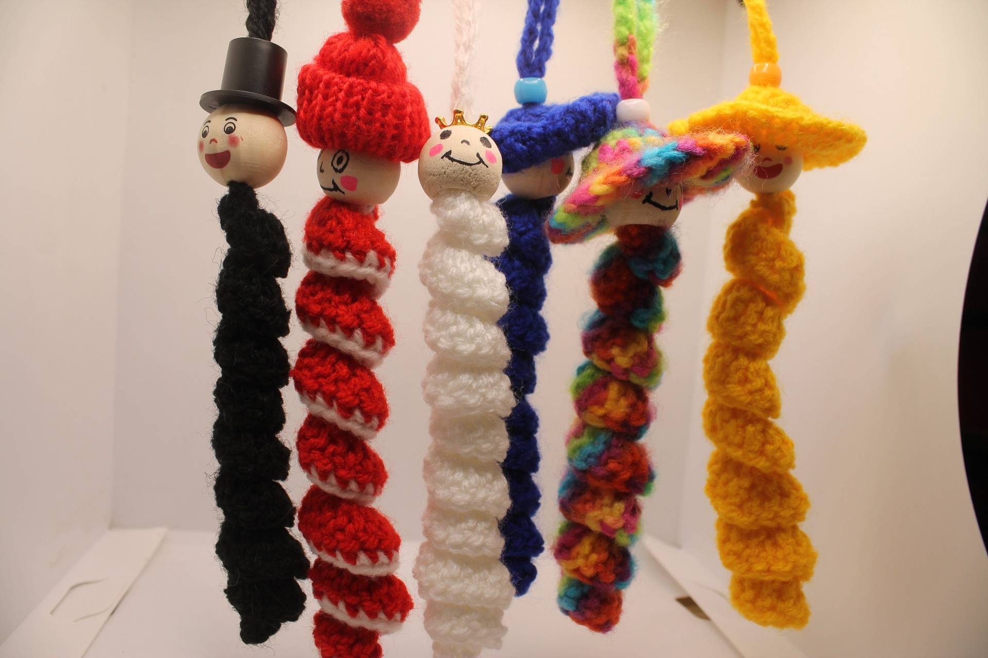 Glückswürmchen - Sorgenwurm | 14cm Lang Worry Worm- Happy Worm Glücksbringer Glückswürmchen - Sorgenwurm | 14cm Lang Worry Worm- Happy Worm Glücksbringer von LaurasKreativstube