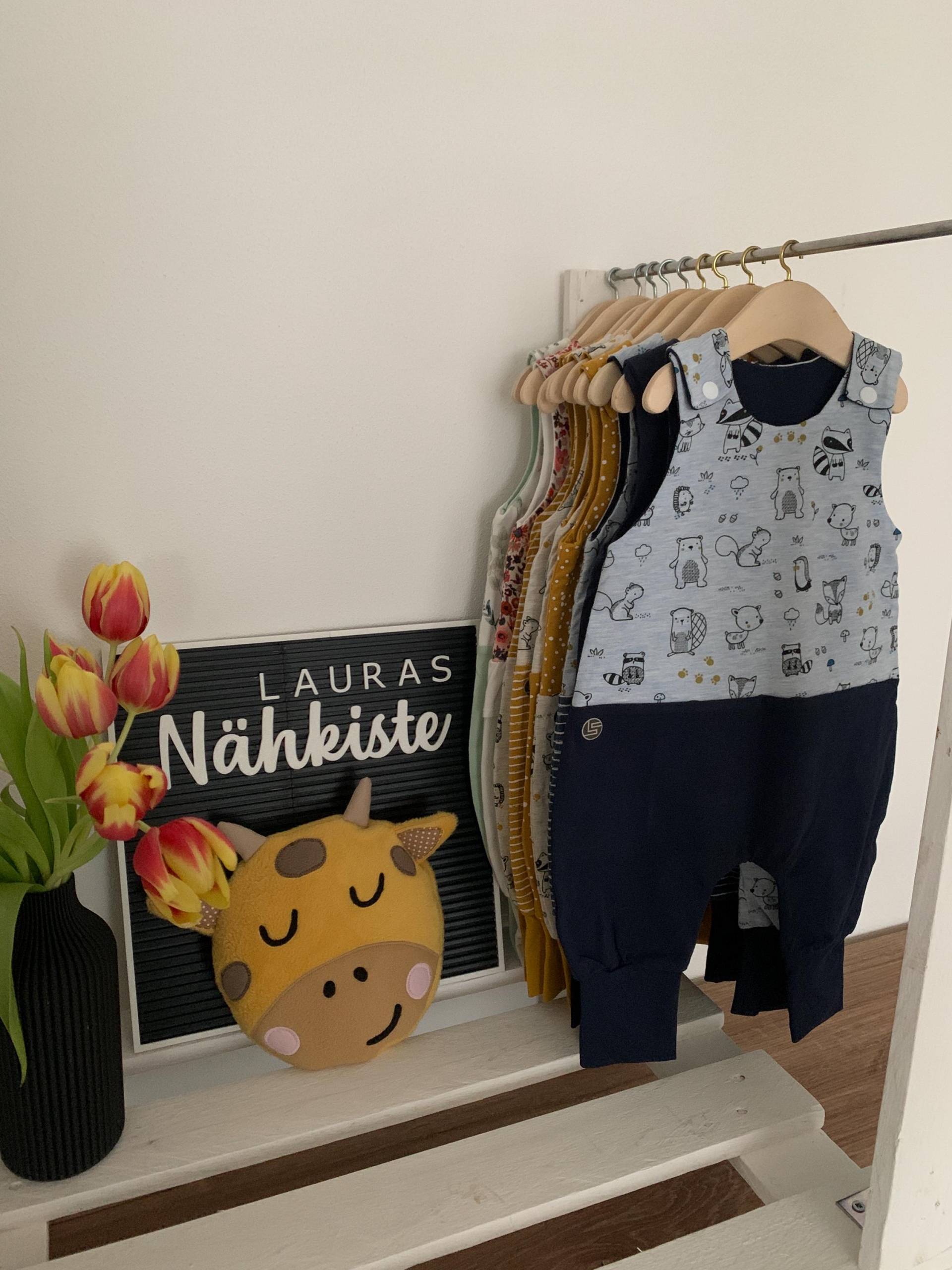 Baby Strampler, Hose, Waldtiere Blau Senfgelb, Junge, Mädchen, Geburt, Newborn, Geschenk von LaurasNaehkiste