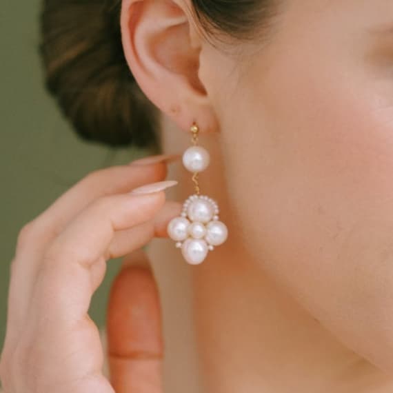 Luxuriöse Große Tropfenohrringe Mit Echten Perlen. Statement-Perlenohrringe Für Die Braut. Brautohrringe. Perlenohrringe Zur Hochzeit Luxuriöse Große Tropfenohrringe Mit Echten Perlen. Statement-Perlenohrringe Für Die Braut. Brautohrringe. Perlenohrringe Zur Hochzeit von LaurelLime