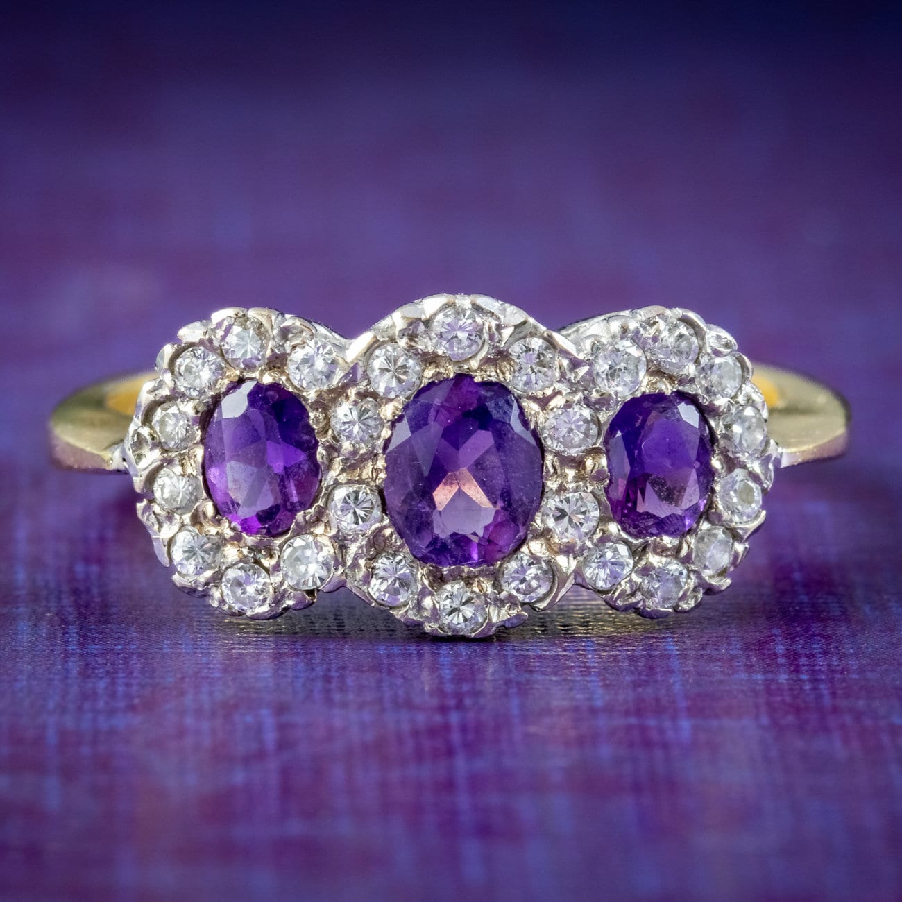 Vintage Amethyst Diamant Trilogy Cluster Ring Aus Dem Jahr 1991 von LaurelleLtd