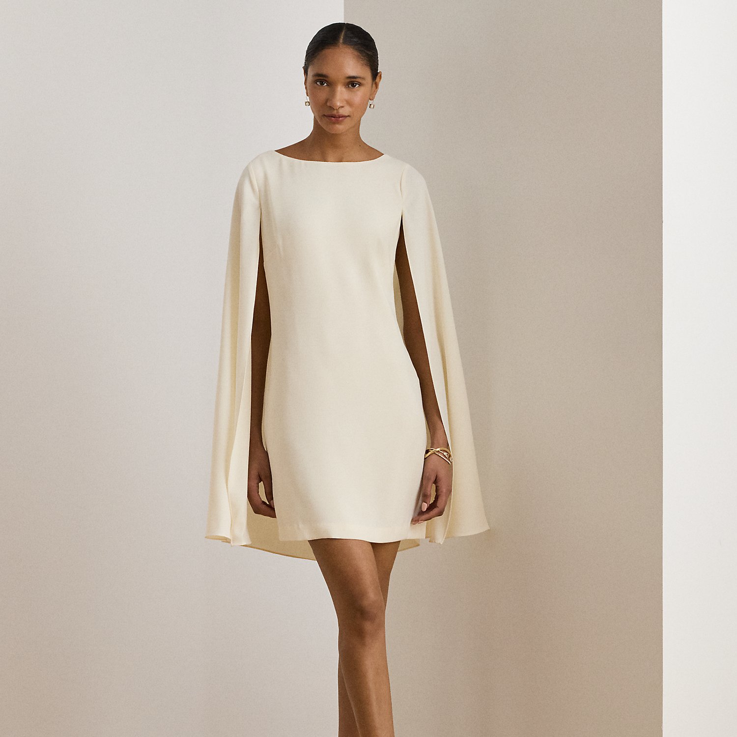 Cape-Cocktailkleid aus Georgette von Lauren