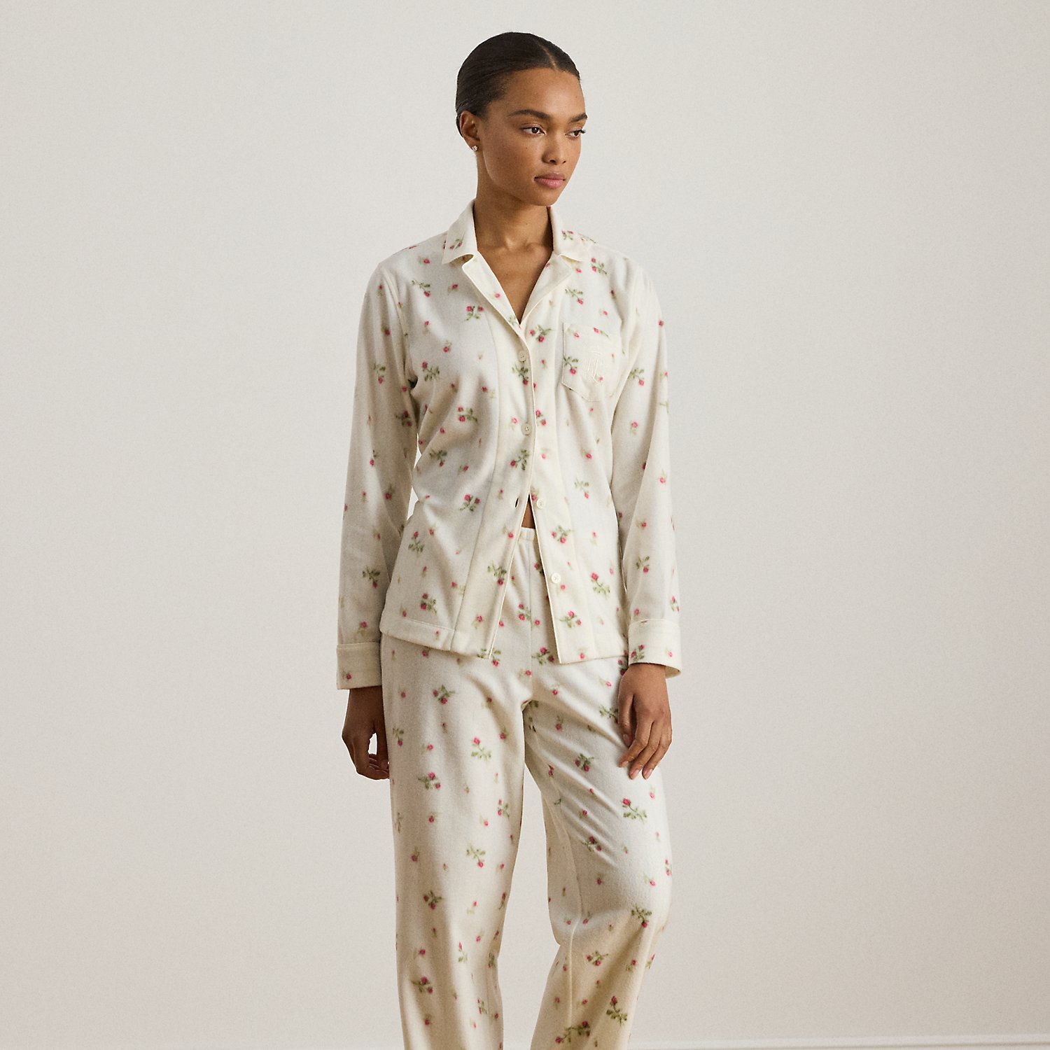 Geblümter Pyjama aus Fleece Geblümter Pyjama aus Fleece von Lauren