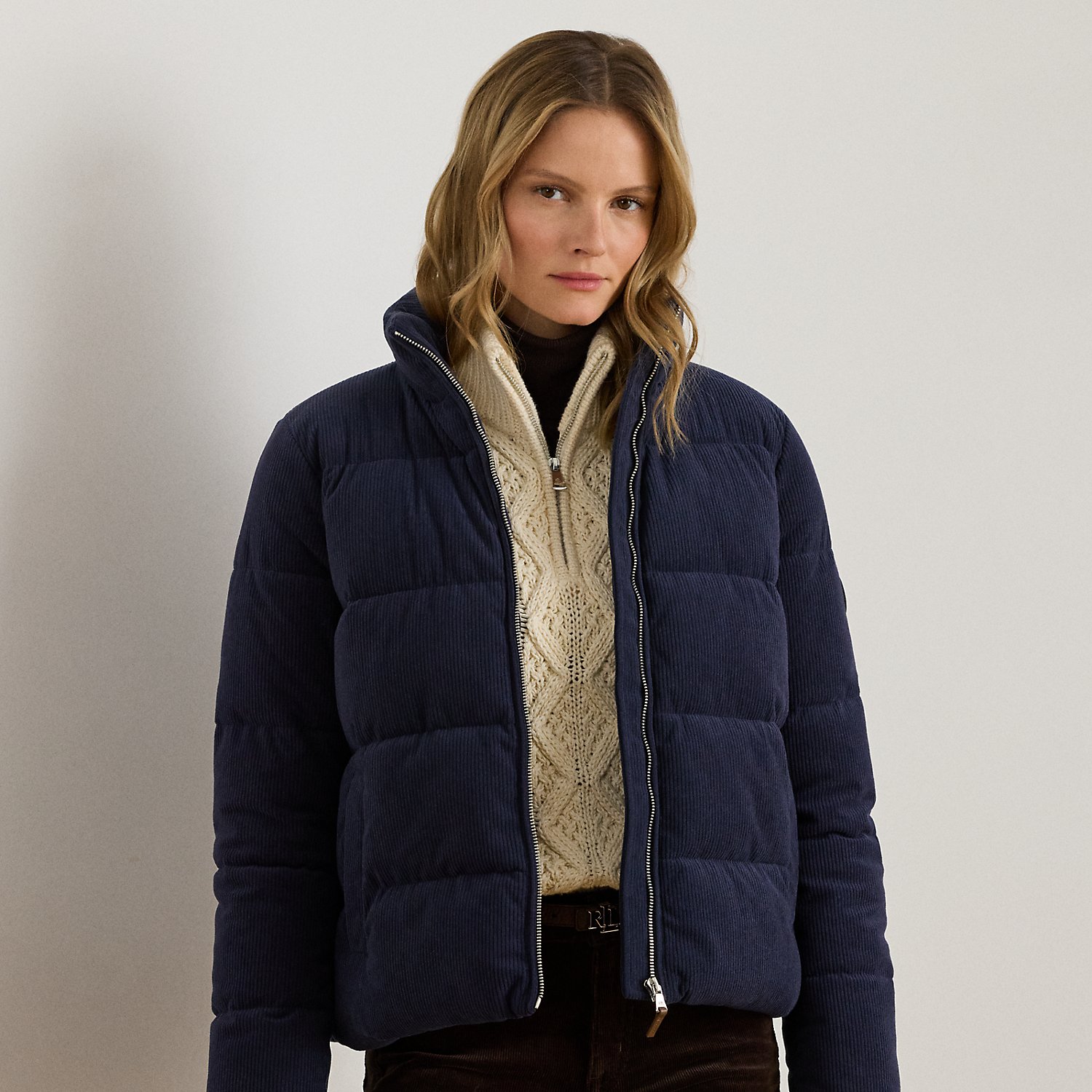 Gesteppte Pufferjacke aus Kordsamt von Lauren