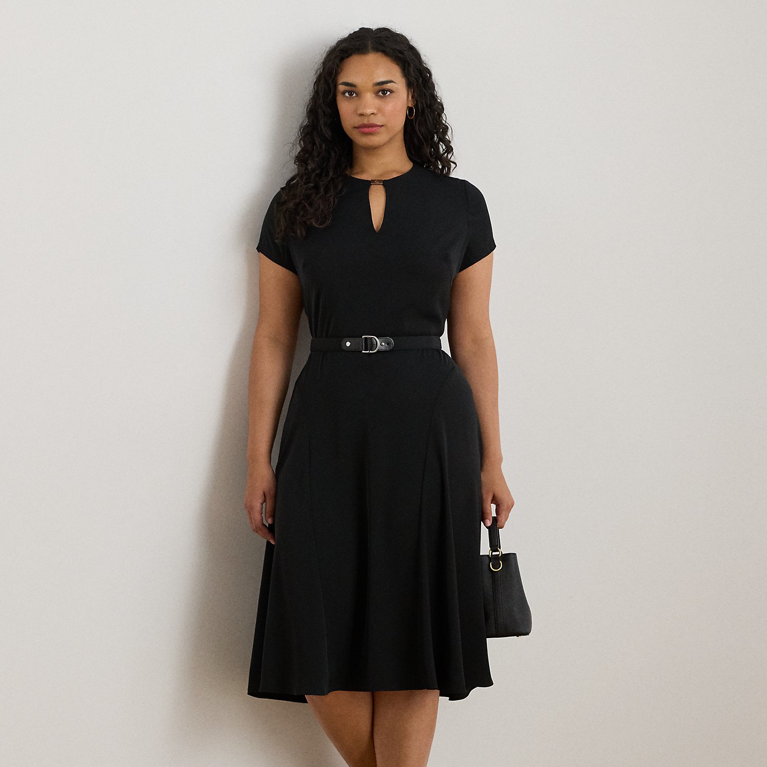 Plus Größen - Georgettekleid mit Gürtel von Lauren