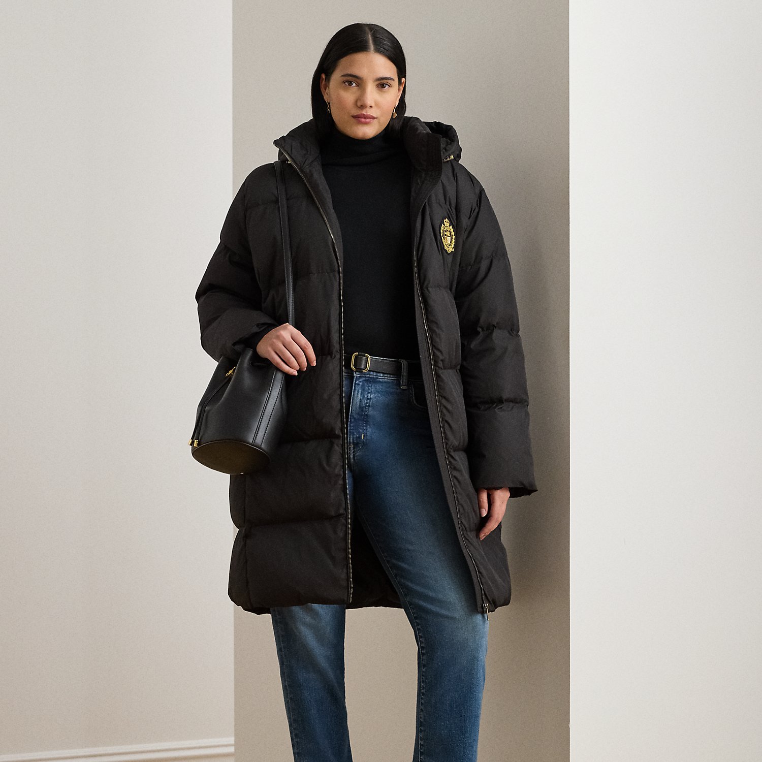 Plus Größen - Steppmantel mit Kapuze und Wappen von Lauren