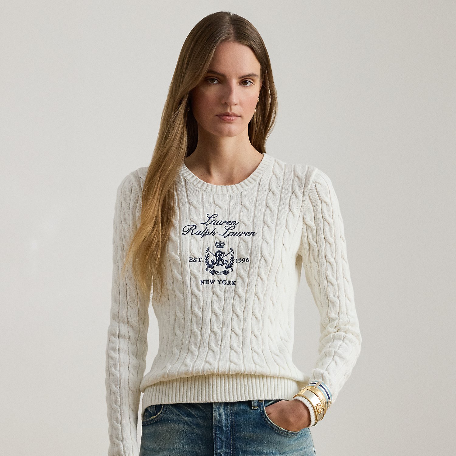 Zopfmusterpullover mit gesticktem Wappen von Lauren