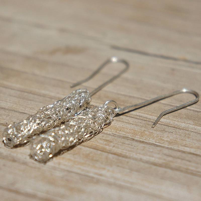 Feine Silber Drop Gehäkelte Ohrringe Feine Silber Drop Gehäkelte Ohrringe von LaurieRhoads
