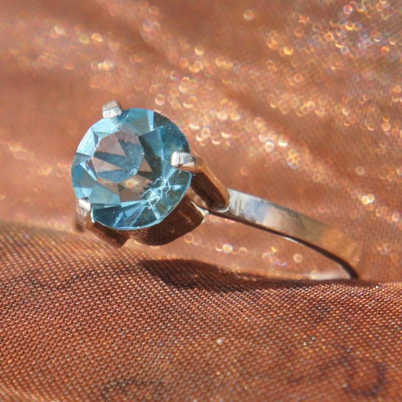 Silber Und Aquamarin Strass Ring Silber Und Aquamarin Strass Ring von LaurieRhoads