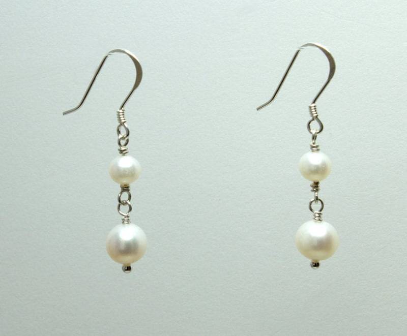 Perlenohrringe, Perlen Und Silber, Perlenschmuck, Süsswasserperlen, Sterlingsilber, Brautschmuck Perlenohrringe, Perlen Und Silber, Perlenschmuck, Süsswasserperlen, Sterlingsilber, Brautschmuck von LaurieRobertsJewelry
