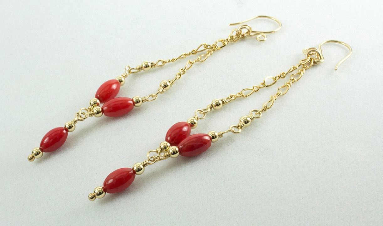 Rote Baumeln Ohrringe, Perlen Rot Und Gold Schmuck, Kette Perlentropfen Rote Baumeln Ohrringe, Perlen Rot Und Gold Schmuck, Kette Perlentropfen von LaurieRobertsJewelry