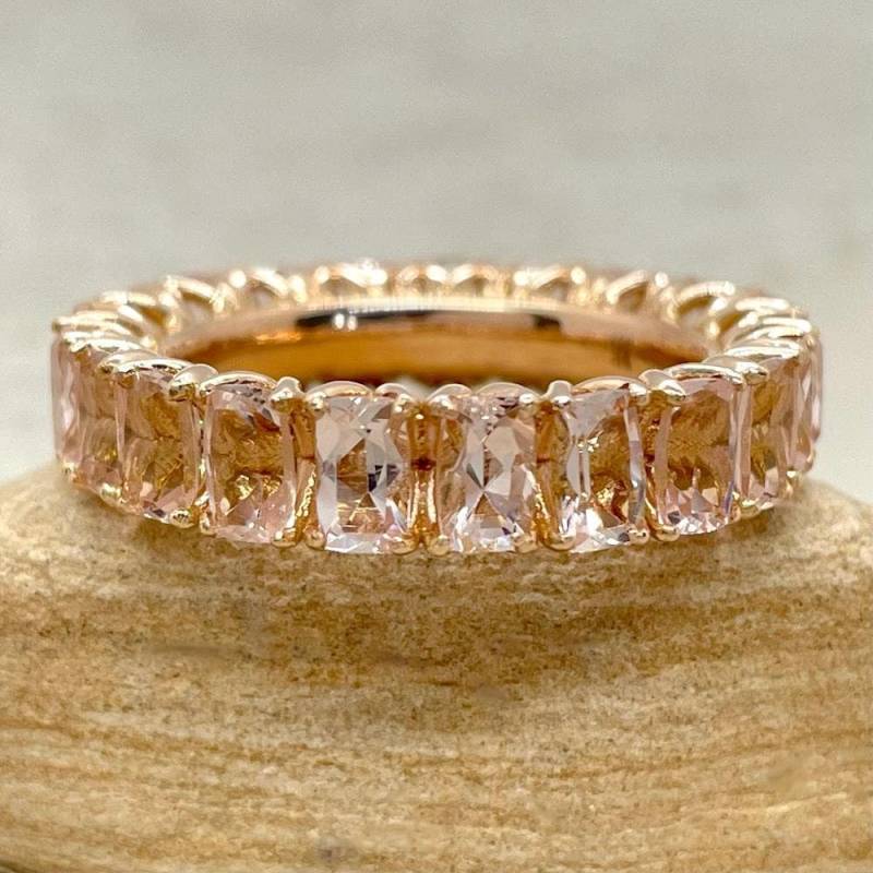 Echtes Rechteckiges Kissen Morganit Hochzeitsband, Lifetime Care Plan Inklusive, Echte Edelsteine Ls5943 von LaurieSarahDesigns