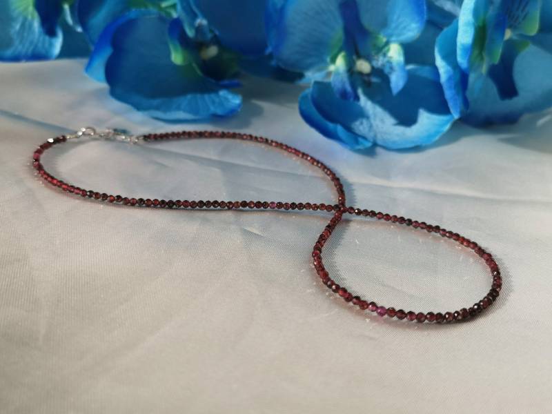 Granat Halskette 925 Silber Schmuck Silberschmuck Kette Rot Edelstein Natürlich Handgemacht Fein Zart Geburtsstein Januar von Lauritasschmuck