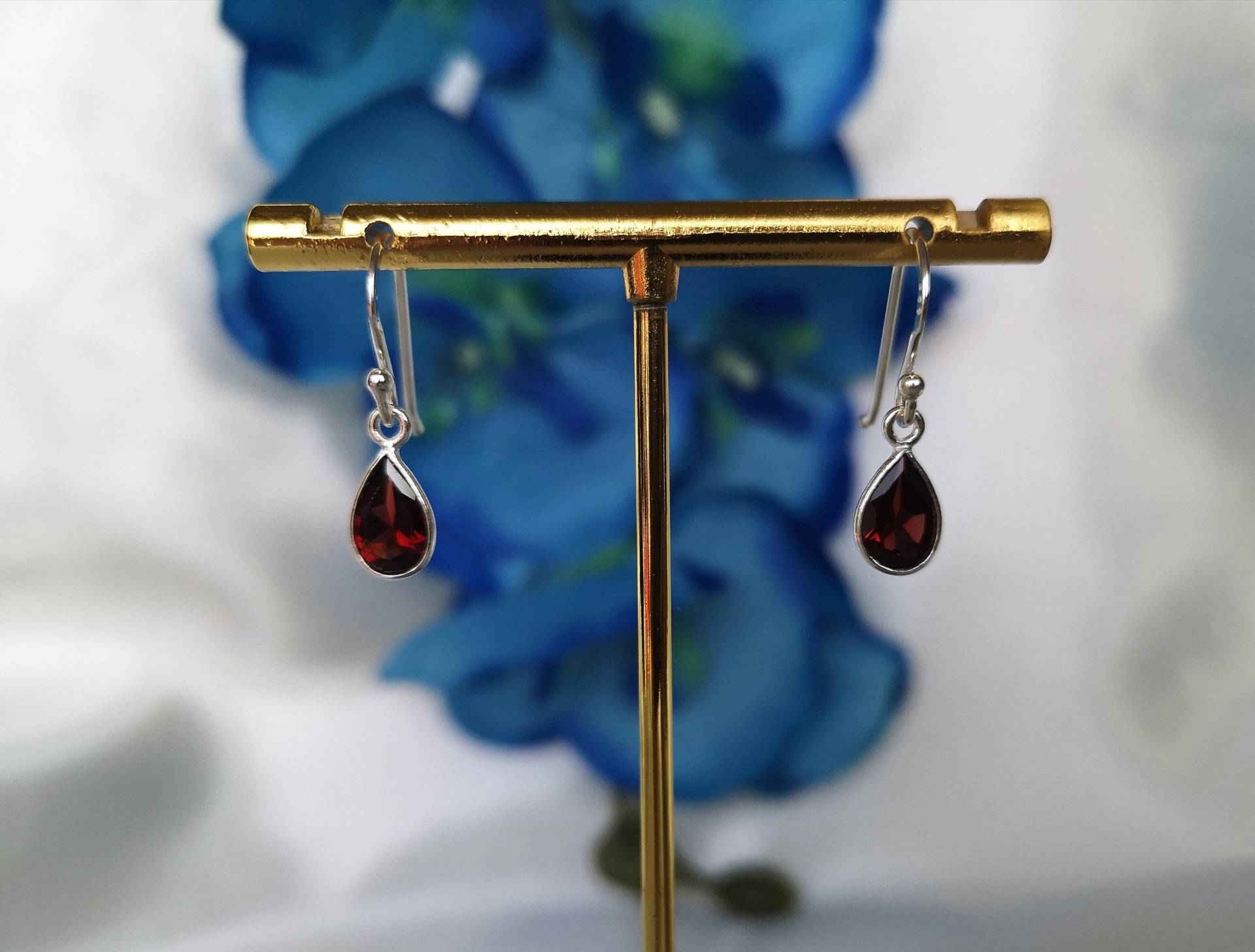 Granat Ohrstecker 925Er Silber Rot Damen Schmuck Natürlich Edelstein Ohrringe Handgemacht Silberschmuck Boho Geburtsstein Januar von Lauritasschmuck