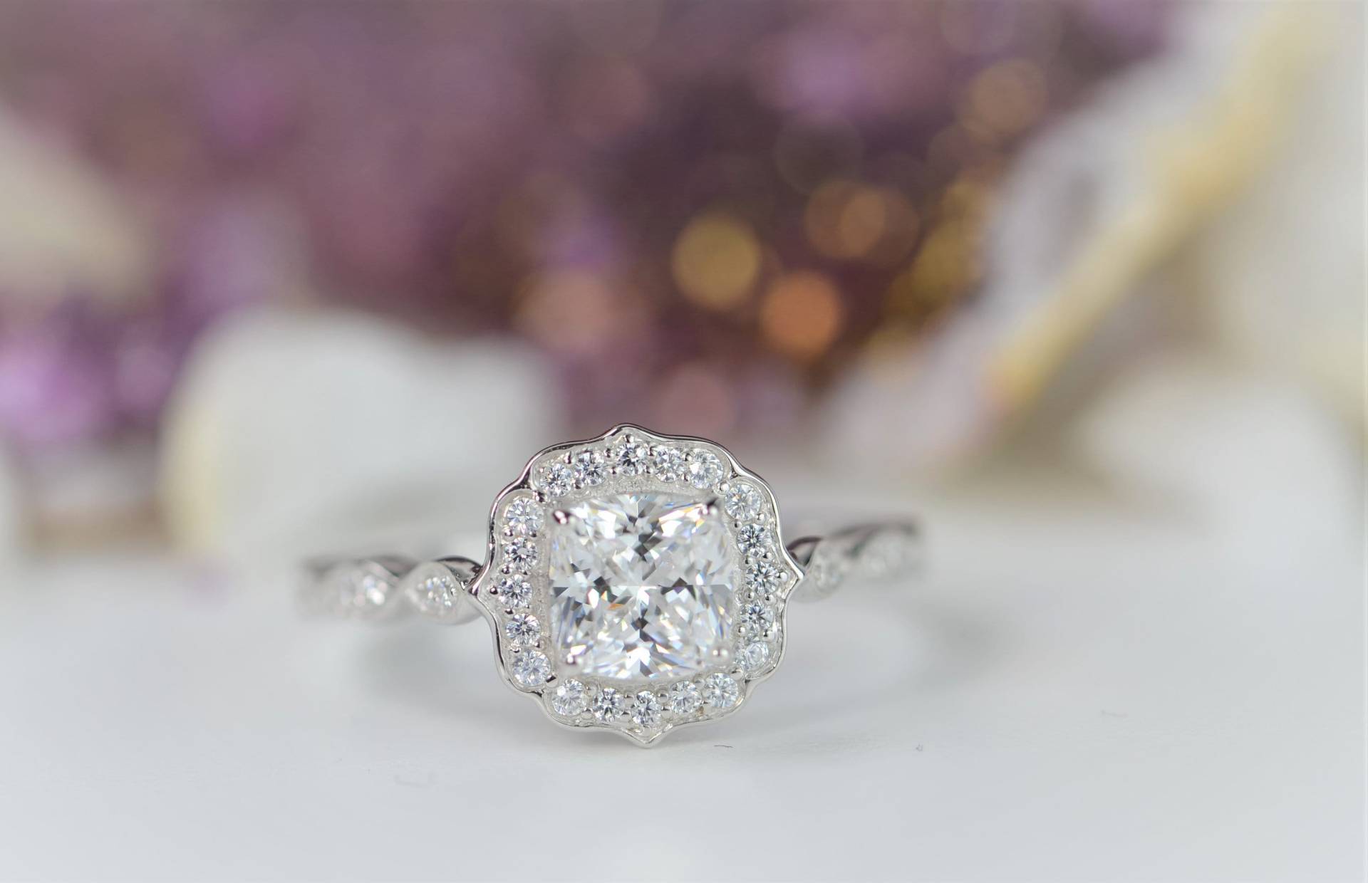 Lab Grow 1.5Ct Verlobungsring Gold, Diamant, Art Deco Lab Grow 1.5Ct Verlobungsring Gold, Diamant, Art Deco von LauvJewelry