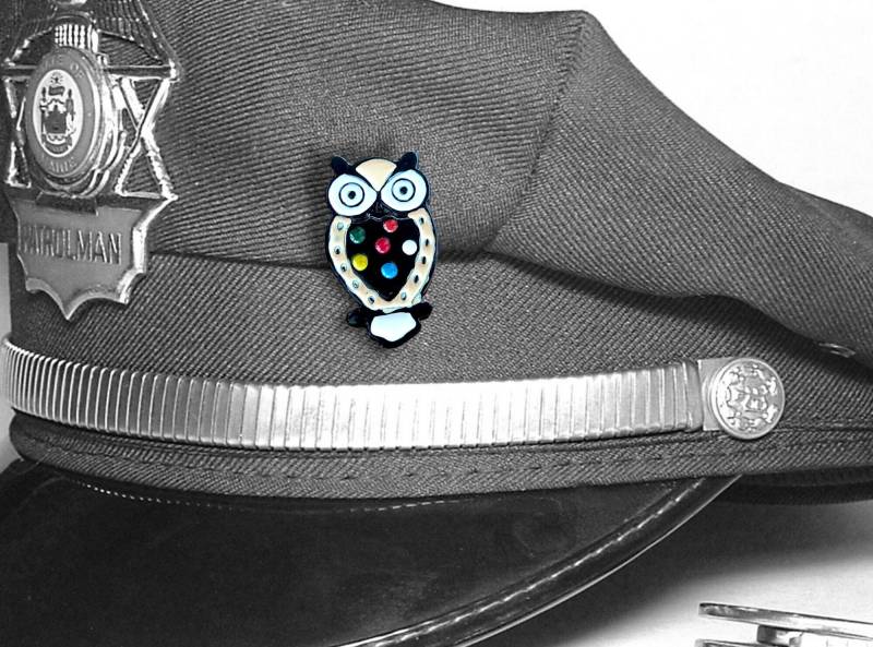 Neue Emaille Pin Bunte Eule Emaillestift | Boho Rozette Lustige Enamel Pins Schmuck Für Kleidung Brosch Geschenkpins Neue Emaille Pin Bunte Eule Emaillestift | Boho Rozette Lustige Enamel Pins Schmuck Für Kleidung Brosch Geschenkpins von LavantaCREATIV