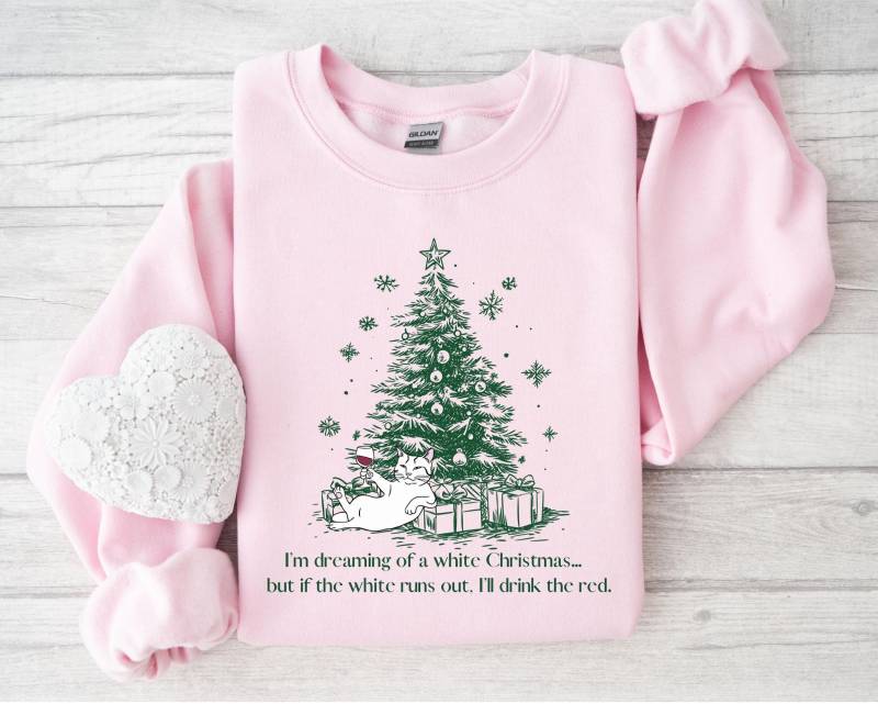 Funny Christmas Sweatshirt Cat & Wine Lover Holidays Shirt Gift For Her Cozy Family Hoodie Crewneck von Lavelybee