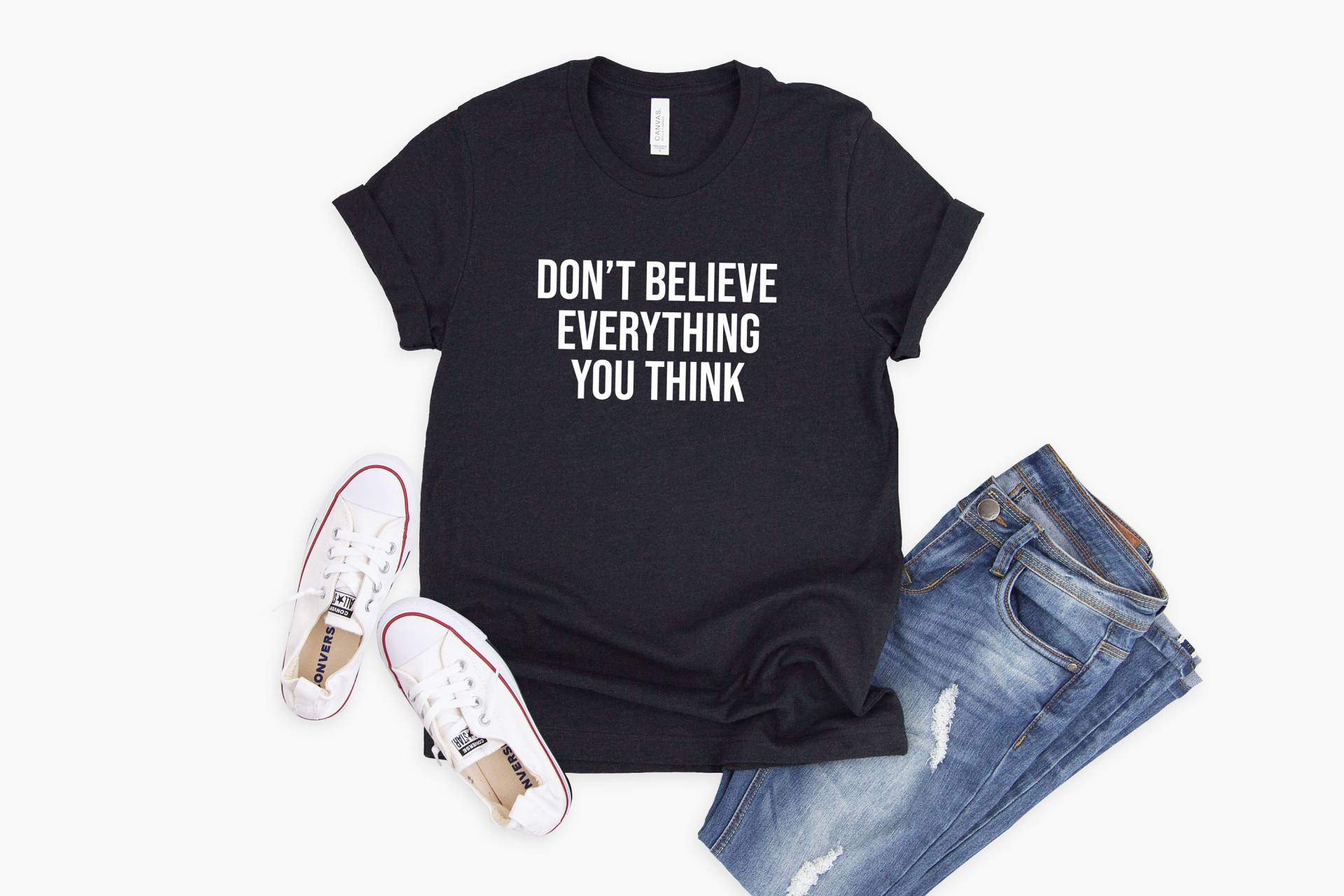 Don't Believe Everything You Think Shirt, Therapie Mental Health Awareness, Psychologe Ratgeber Shirt von LavenderBluesMarket