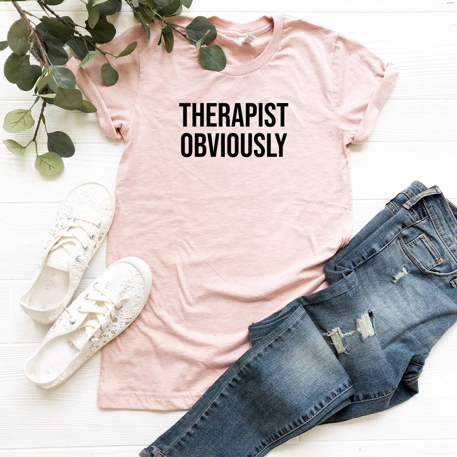 Therapeut Offensichtlich Shirt, Therapie Mental Health Awareness, Psychologe Ratgeber Shirt von LavenderBluesMarket
