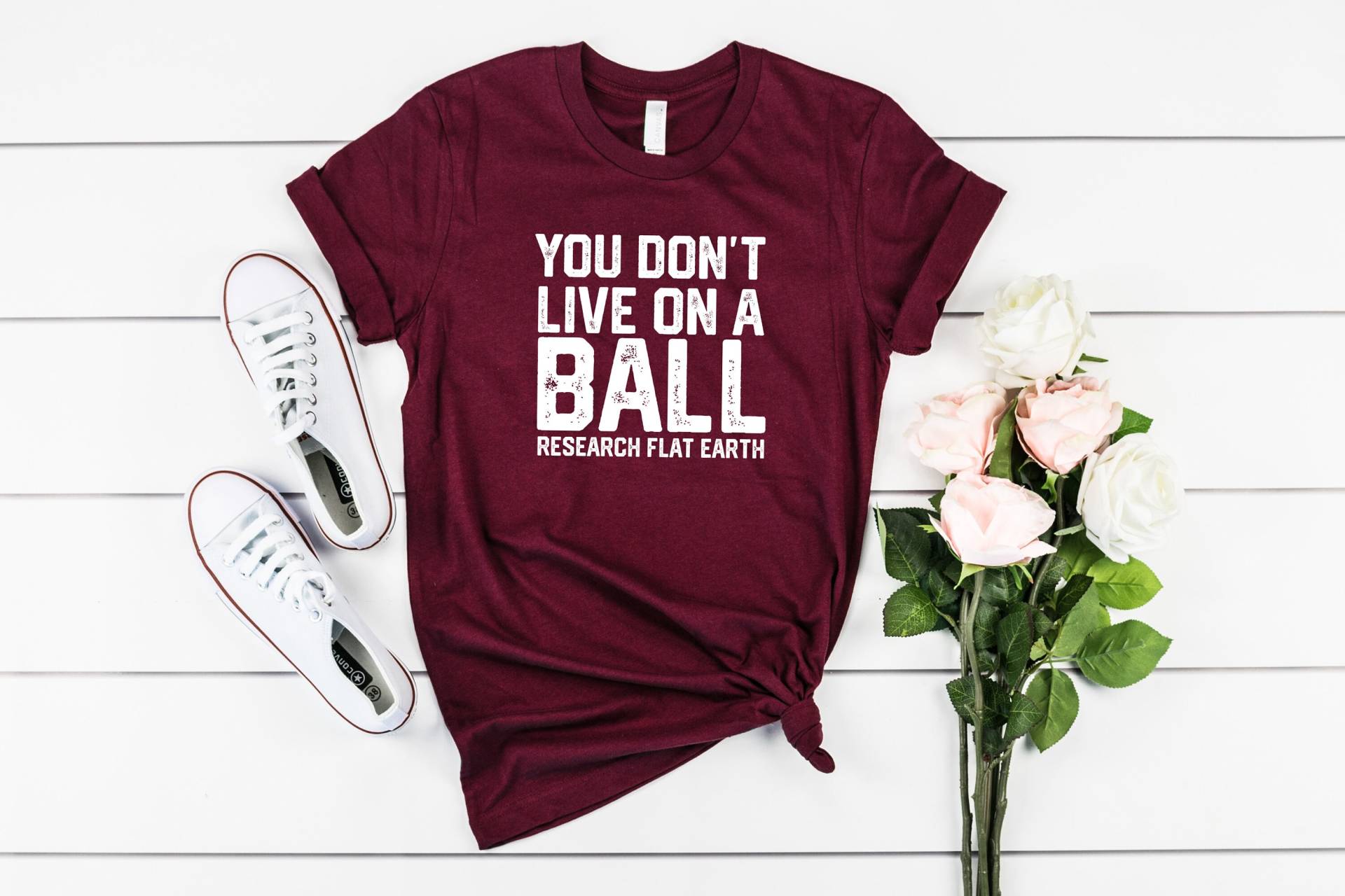 You Don't Live On A Ball Research Flat Earth Shirt Earther T-Shirt Consser T-Shirt Read Your Bible von LavenderBluesMarket