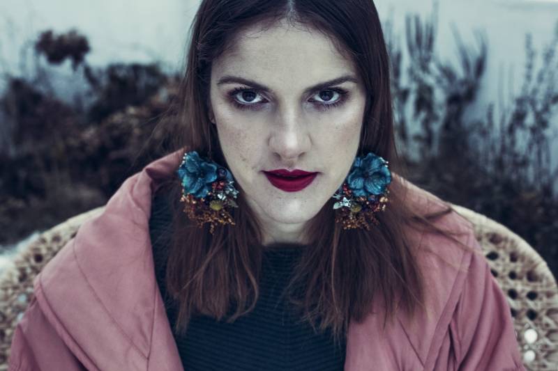 Glänzende L Lebendige Boho Bunte Ohrringe/Boho Blumenohrringe Glänzender Wundervoller Schmuck Handgemachter Blumenschmuck von LaviAccessories