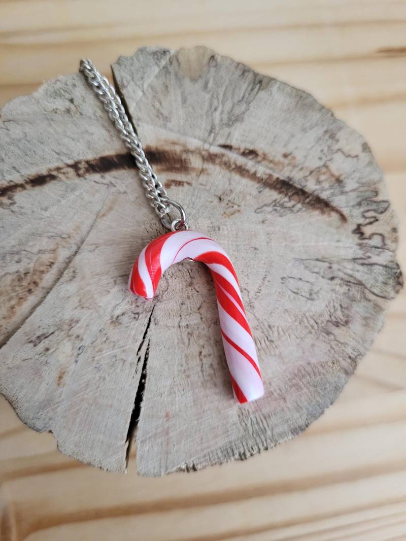 Handgemachte Zuckerstangenkette Handgemachte Zuckerstangenkette von Lavieenfimo