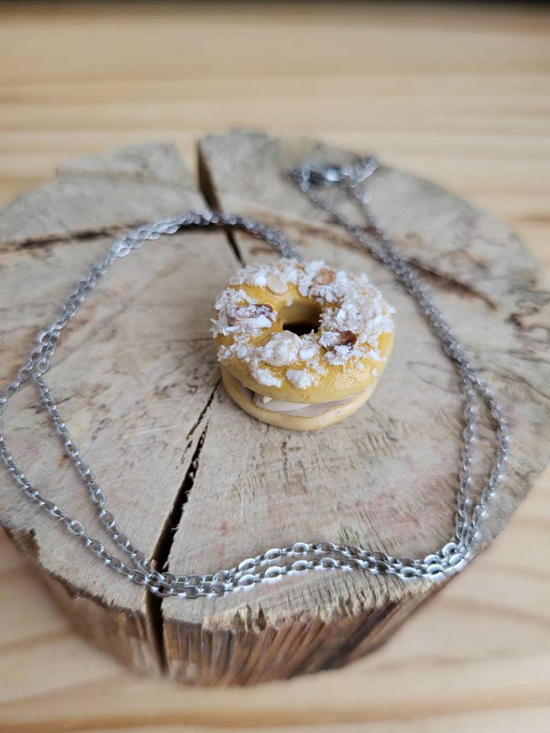 Miniatur-Paris-Brest-Gourmandise-Halskette Miniatur-Paris-Brest-Gourmandise-Halskette von Lavieenfimo