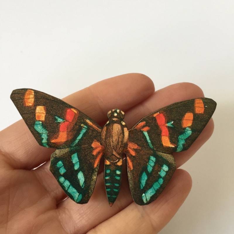 Orange Teal Braun Motte Schmetterling Wald Holz Brosche Geburtstagsgeschenk Natur Tierwelt Geschenk Insekt Einzigartig Für Ihre Schmetterlinge von LaviniasTeaParty