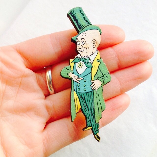 Wunderbare Zauberer Von Oz Grün Und Gelb Vom Holz Brosche Geburtstag Weihnachten Urlaub Geschenk Für Land Of Fans Present von LaviniasTeaParty