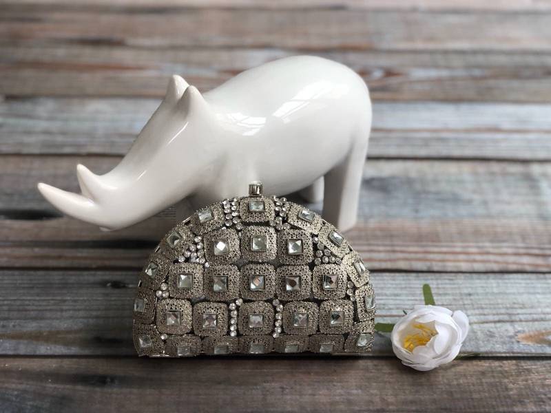 Silber Abend Kupplung von LavishbyMahvish