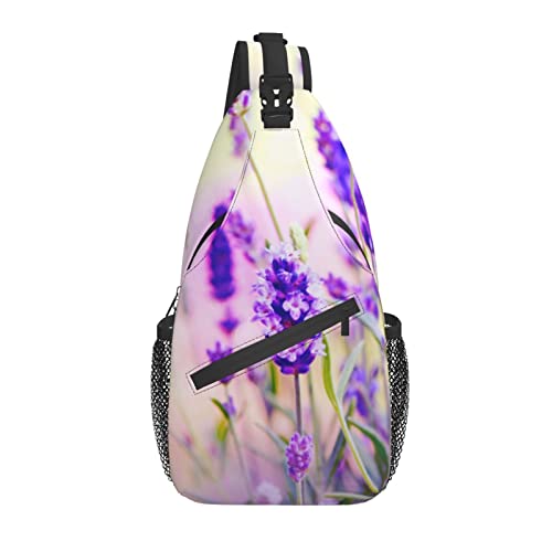 Sling Bag Lavendel Blumen Feld Blumen Wandern Daypack Crossbody Schulter Rucksack Reise Brusttasche für Männer Frauen von Lawenp