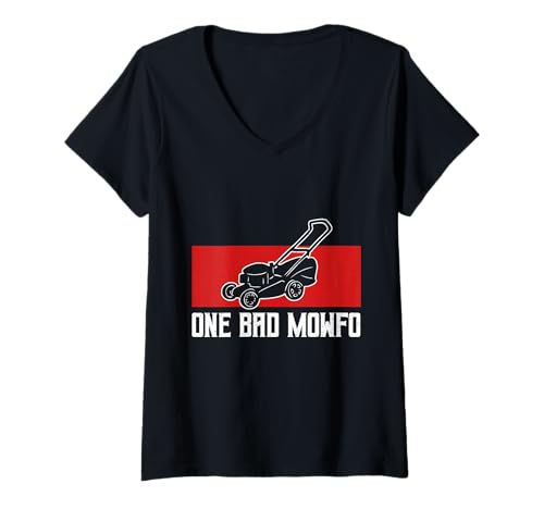 Damen One Bad Mowfo Funny Lawn Mowing Design T-Shirt mit V-Ausschnitt Damen One Bad Mowfo Funny Lawn Mowing Design T-Shirt mit V-Ausschnitt von Lawn Care Mowing Humor Yard Men Women Kids