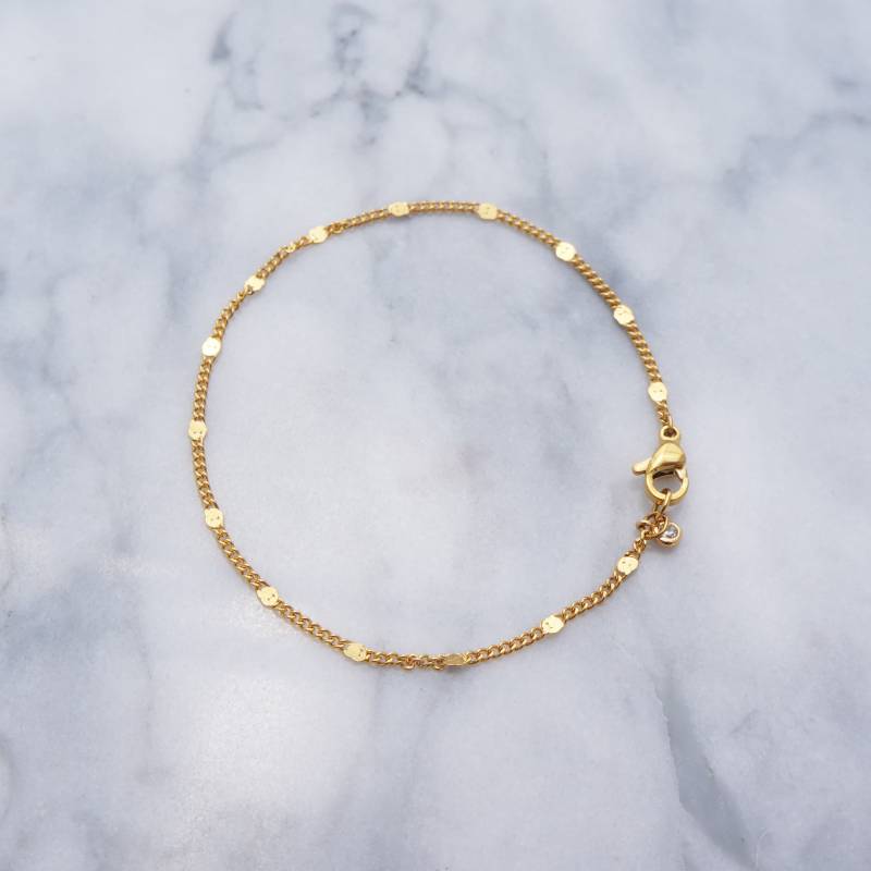 Zarte Gold Armband Zierliche Funkelnde Kette Perfektes Geschenk Für Sie Dünne Basic Kabelkette Layering von LayerIt