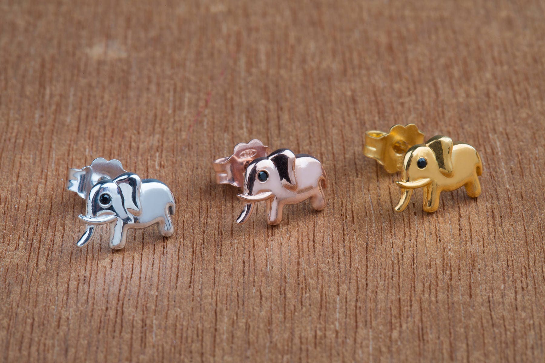Baby Elefant Ohrringe, 925 Sterling Silber Baby Elefant Ohrringe, 925 Sterling Silber von LazarevicJewelry