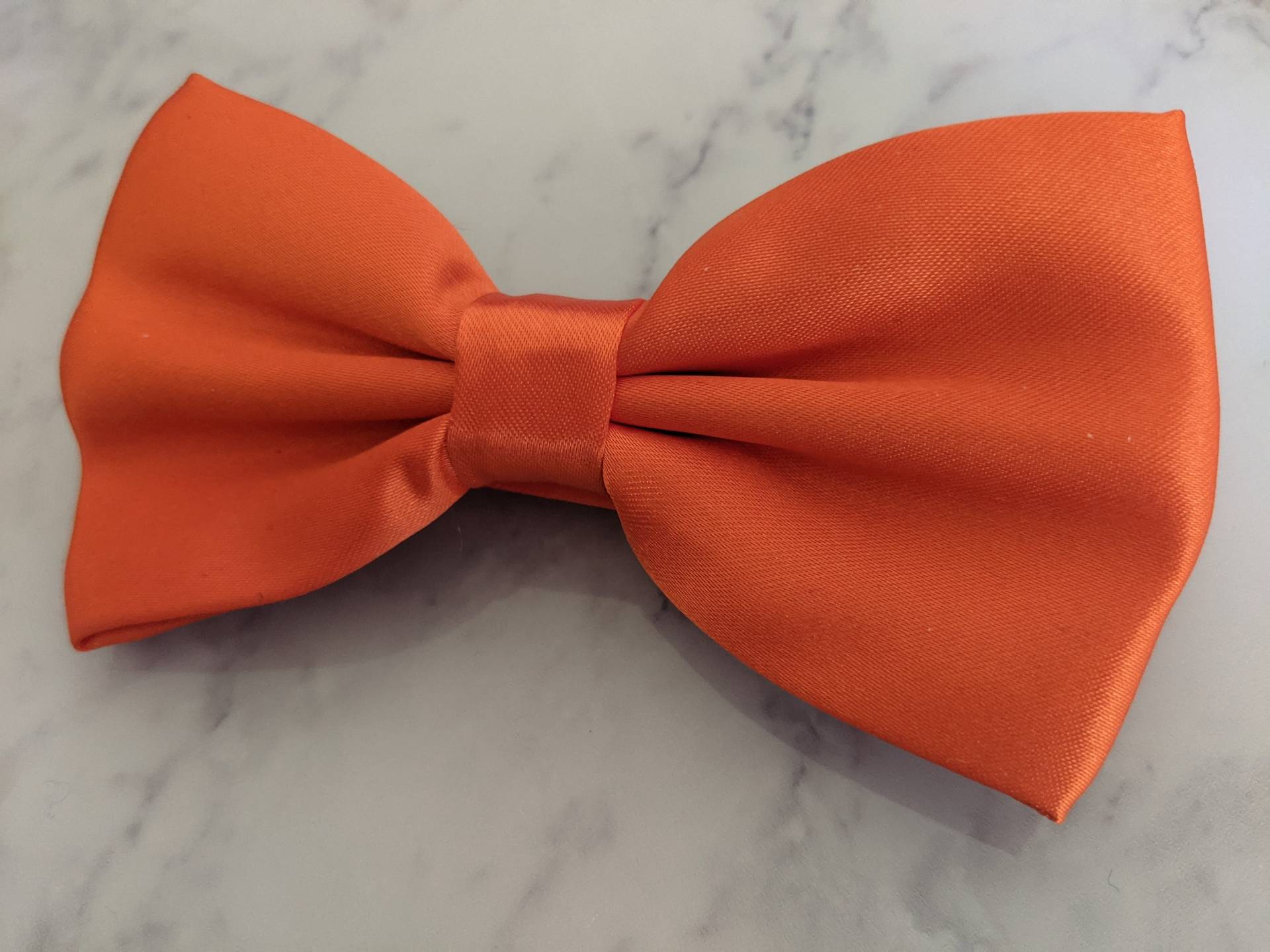 Orange Satin Fliege von LeBonHomme