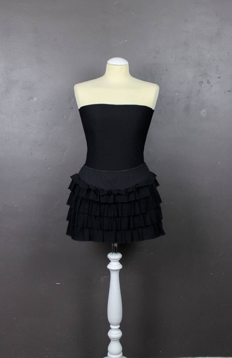 Kurze Schwarze Minirock Rock Koje Zerzauste Jersey Netzstrümpfe Schwarz Lycra Tm von LeDedArpine