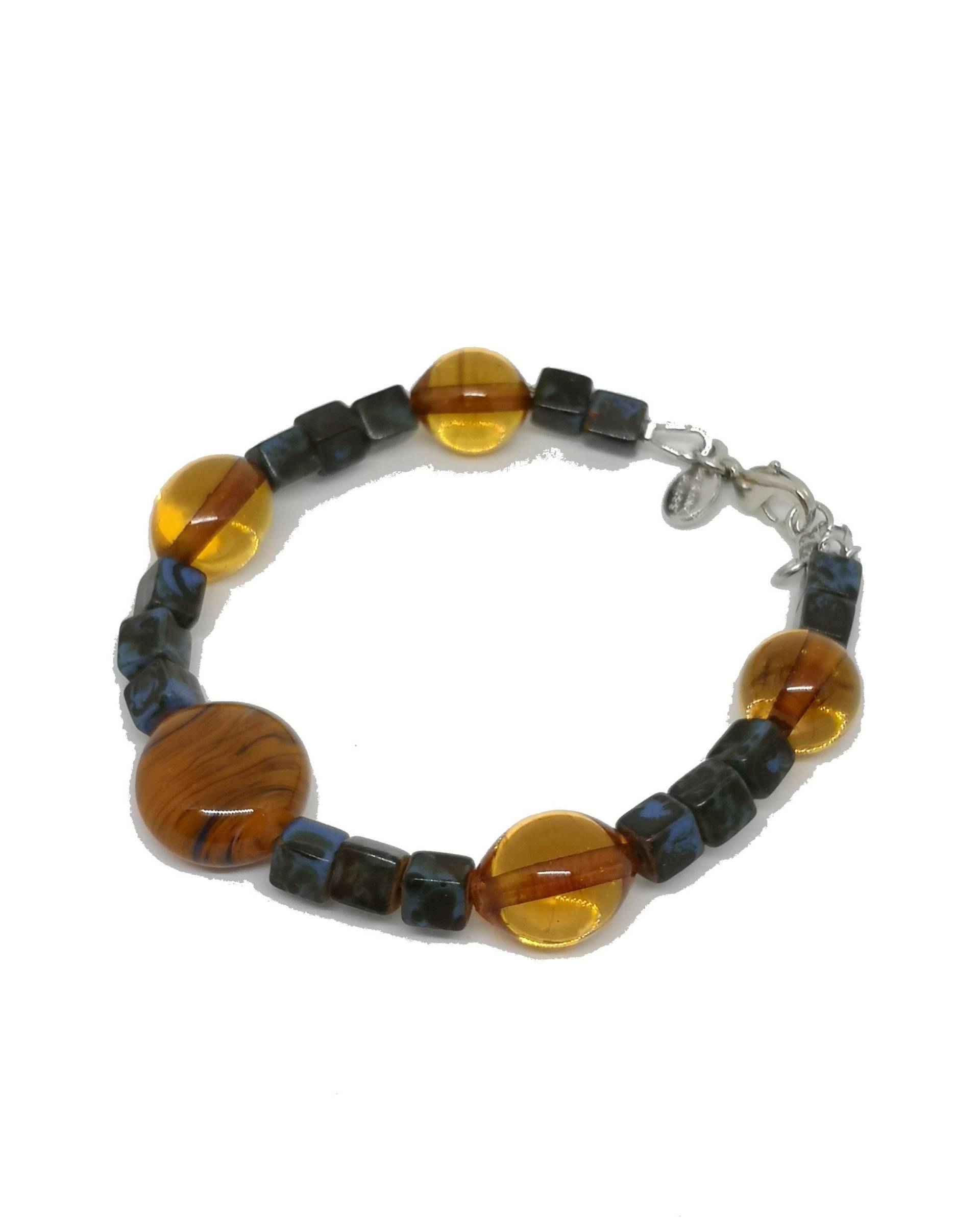 Handgefertigtes Armband Mit Bernsteinfarbenen Muranoglasperlen von LeGioiediEva