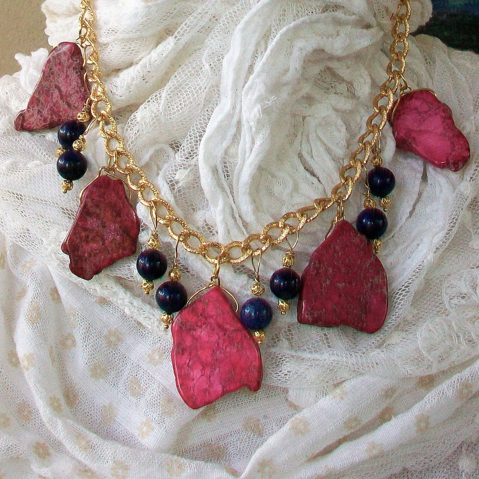 Halskette Mit Jaspissteinen Und Lapislazuli-Kugeln, 47 cm Halskette Mit Jaspissteinen Und Lapislazuli-Kugeln, 47 cm von LeGioiediFramarida