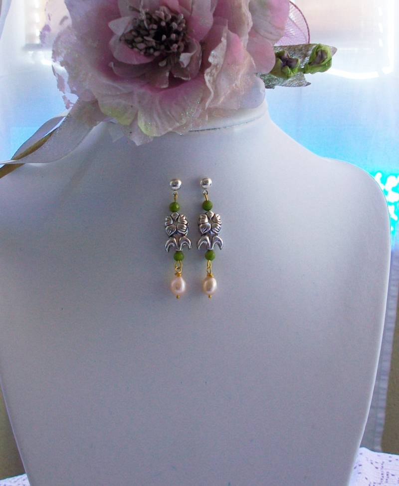 Tropfenohrringe Aus Prasiolith, Zuchtperlen Und Silber, 50 Mm Tropfenohrringe Aus Prasiolith, Zuchtperlen Und Silber, 50 Mm von LeGioiediFramarida