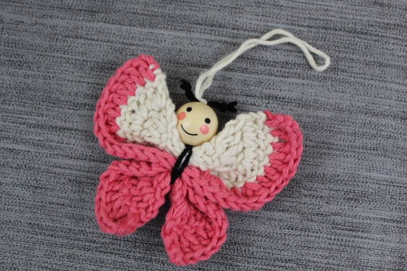 Schmetterling Anhänger Schmetterlingsanhänger Gehäkelter Glücksbringer Schmetterling Anhänger Schmetterlingsanhänger Gehäkelter Glücksbringer von LeKosmos