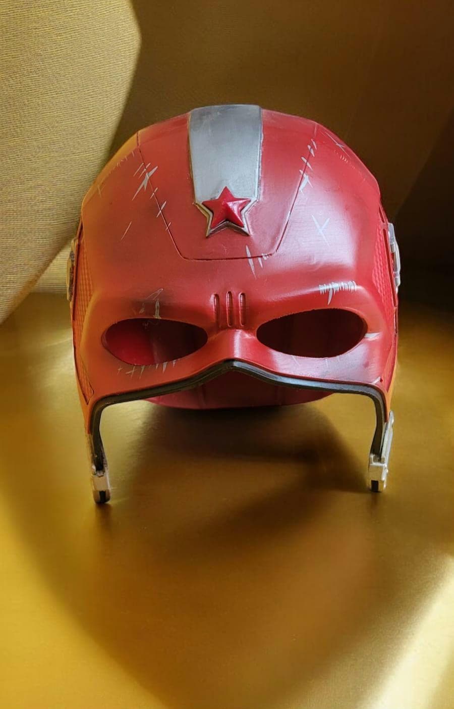 Roter Wächter - Prop Cosplay von LeMaschereDiNaoto