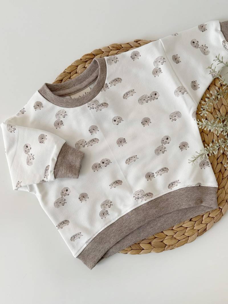Baby Kinder Oversized Pullover Mit Aquarell Igel Print von LeNadelHandmade