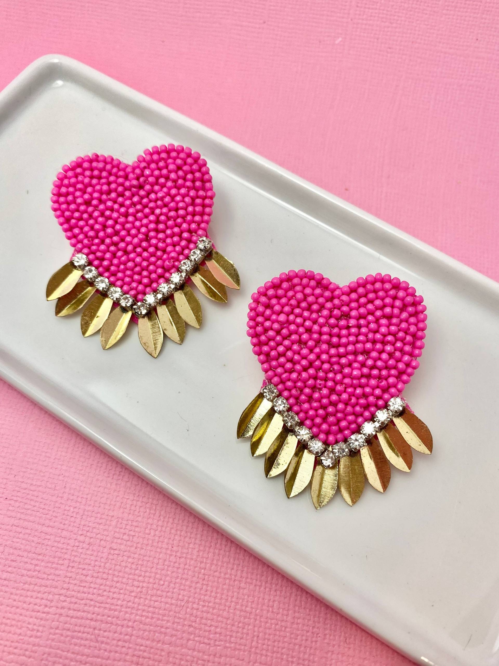 Hot Pink Perlen Herz Ohrringe Gold & Kristall Statement Schmuck Hot Pink Perlen Herz Ohrringe Gold & Kristall Statement Schmuck von LePetitBijouBoutique