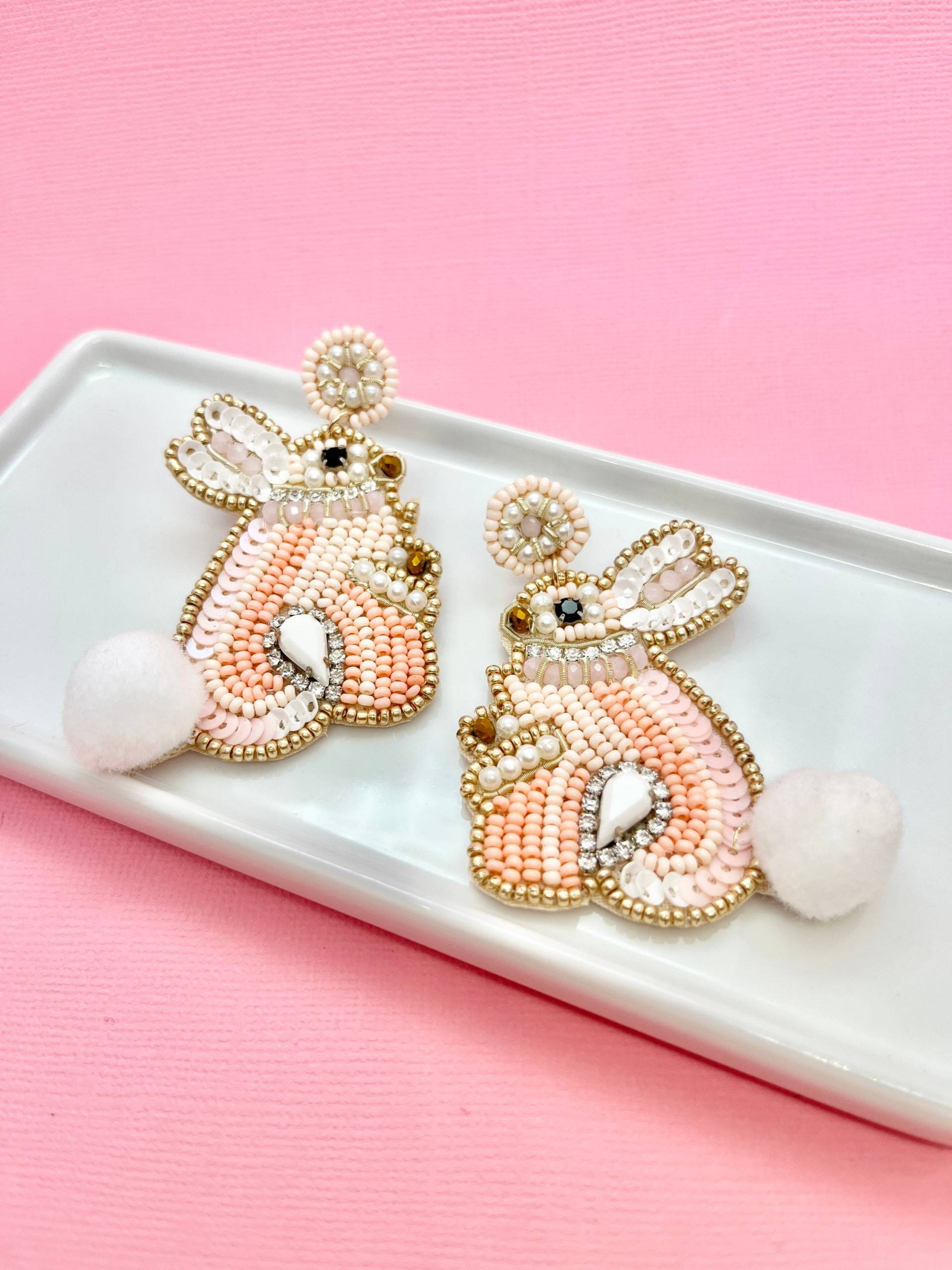 Rosa Osterhasen Ohrringe Statement Perlen Ohrhänger Rosa Osterhasen Ohrringe Statement Perlen Ohrhänger von LePetitBijouBoutique