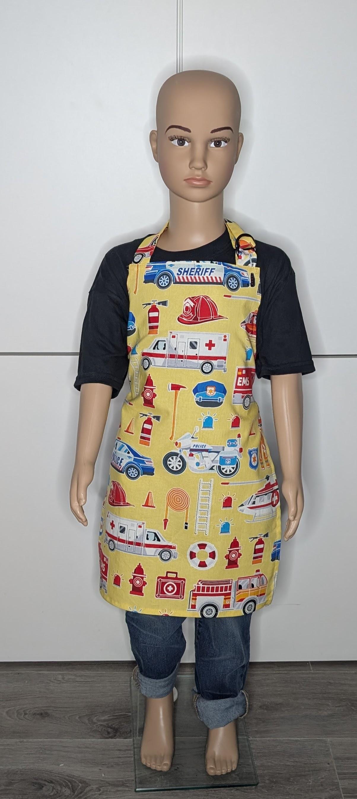 Kinderschürze/Feuerwehrauto Krankenwagen Polizei Einsatzfahrzeug Küche Kochschürze Kinder Kindergeschenk von LeRevedeCaroline