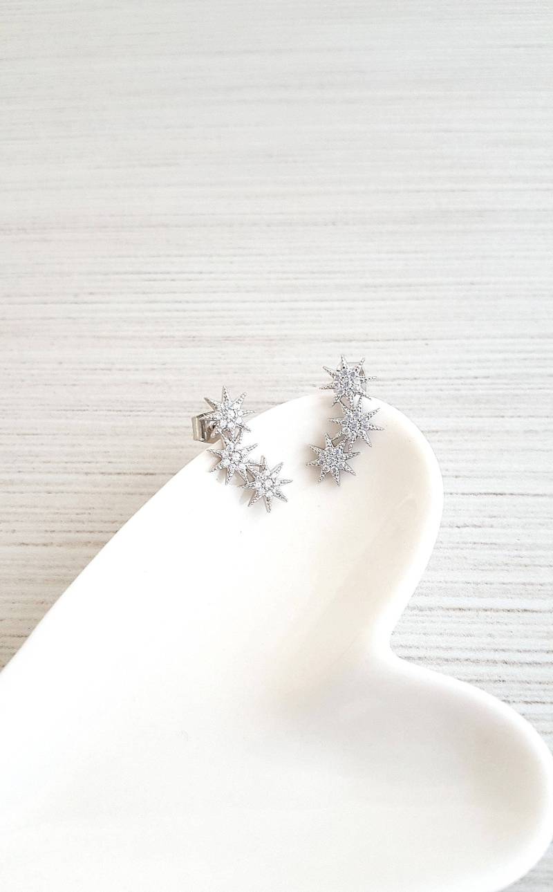 Paved Starburst Ohrstecker Weißgold Getauchte Tropfen Ohrstecker von LeSacandChic