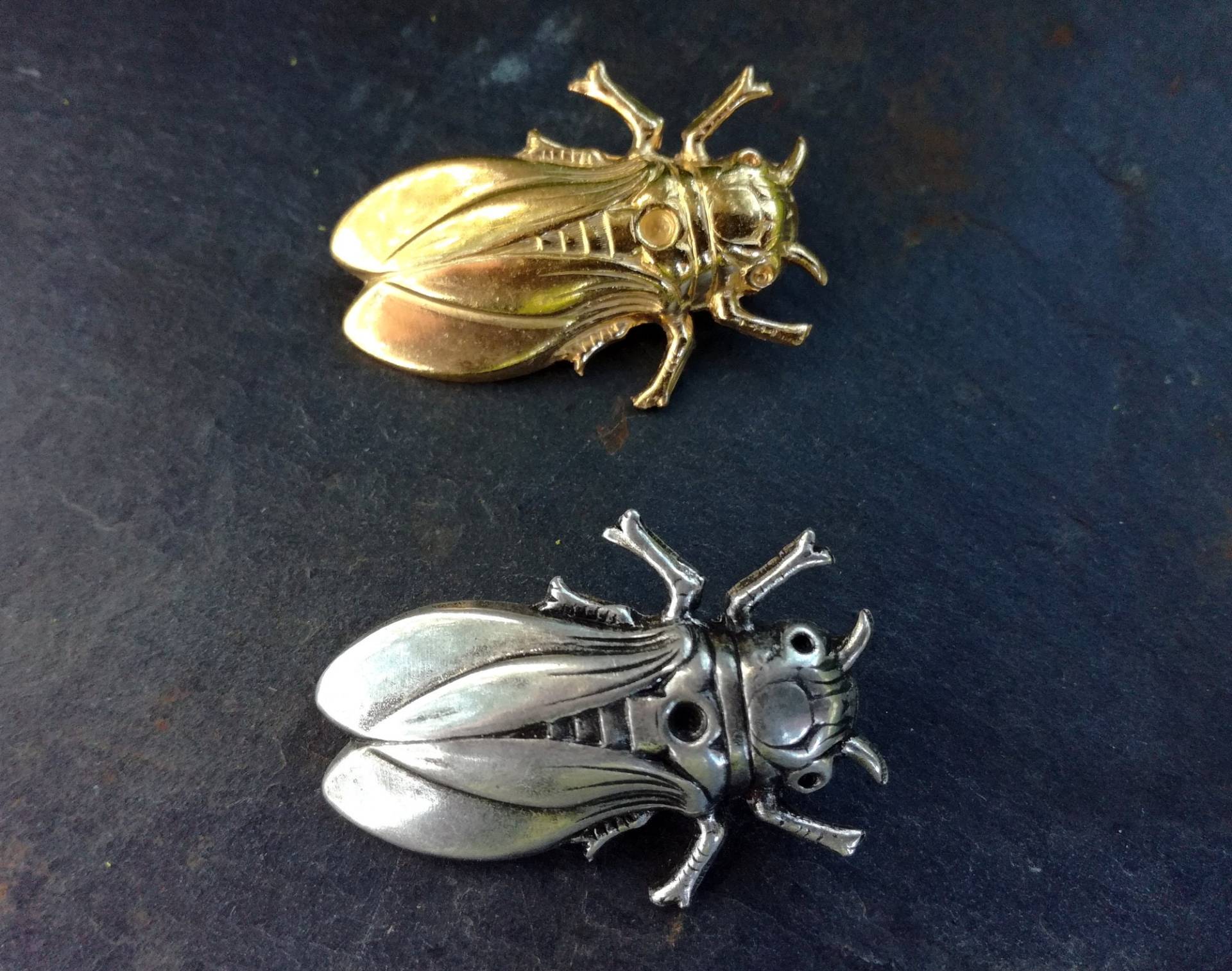 Cricket Pin Brosche in Silber Oder Gold Messing, Retro Brosche, Jugendstil Insekt, Cicada Hochzeitsbrosche, Natur von LeSauleRieur