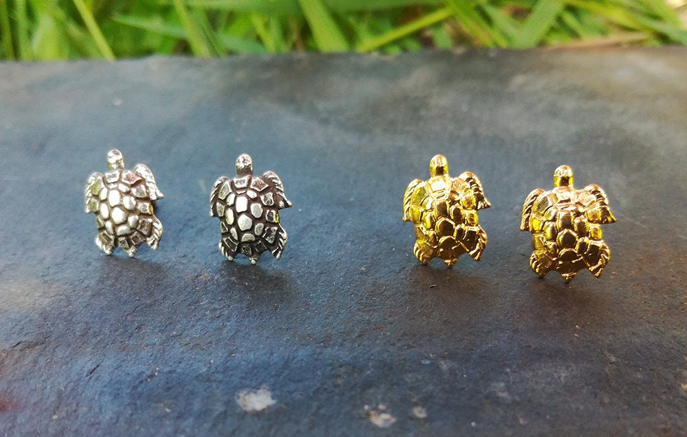 Schildkröten-Ohrstecker, Silberner Oder Goldener Messing - Und Sterlingsilber-Stiel, Meerestiere-Ohrringe, Boho-Kinderschmuck von LeSauleRieur