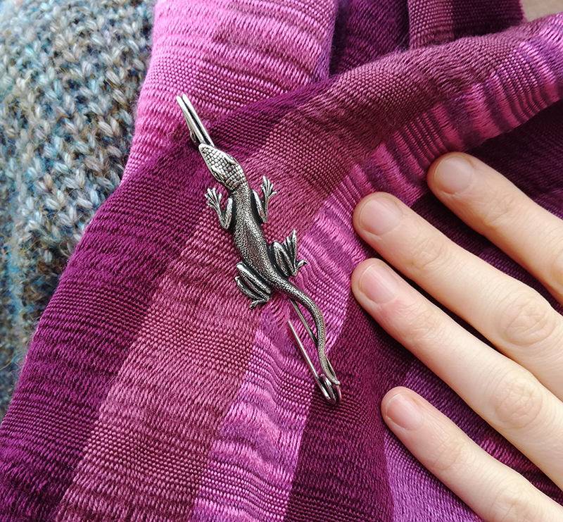 Silber Messing Eidechse Salamander Sicherheitsnadel, Jugendstil Reptilien Brosche Schuppen, Hüte Accessoire, Herren Tier Silber Messing Eidechse Salamander Sicherheitsnadel, Jugendstil Reptilien Brosche Schuppen, Hüte Accessoire, Herren Tier von LeSauleRieur
