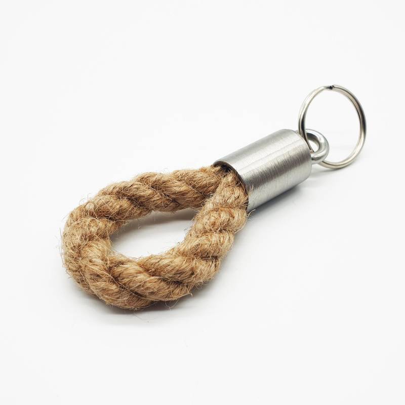 Rustikaler Juteseil-Schlüsselanhänger Mit Edelstahl-Akzenten | Schlüsselbund Aus Segeltau Maritimes Design Handmade in Germany Rustikaler Juteseil-Schlüsselanhänger Mit Edelstahl-Akzenten | Schlüsselbund Aus Segeltau Maritimes Design Handmade in Germany von LeTOMAdesign